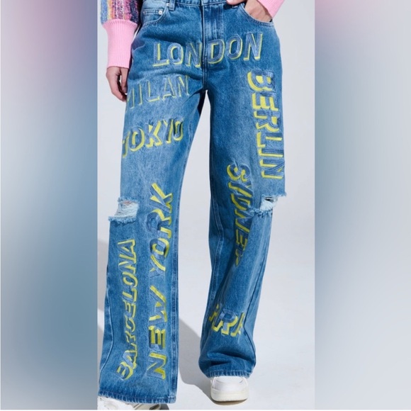AKIRA Blue Jeans with Yellow & Blue Embroidered Various Destination Lettering - Picture 3 of 5